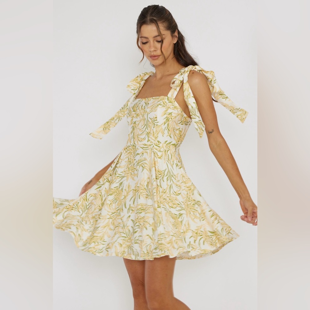 Bow strap dress